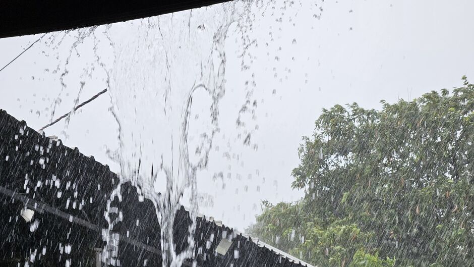 Chuva na Vila Glória, em Campo Grande