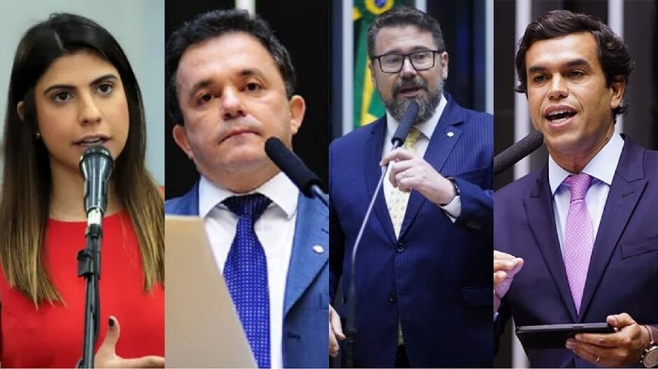 Na foto, dois votaram a favor e dois contra 