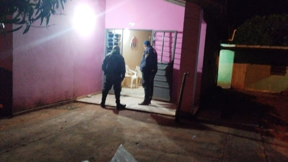 A vítima foi assassinada por pistoleiros