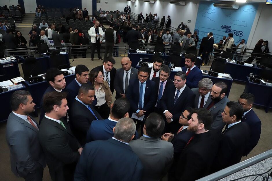 Papy seguirá até 2028 à frente do Legislativo 