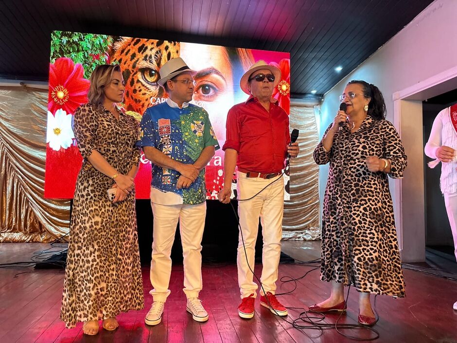 Soraya se emocionou com homenagem 