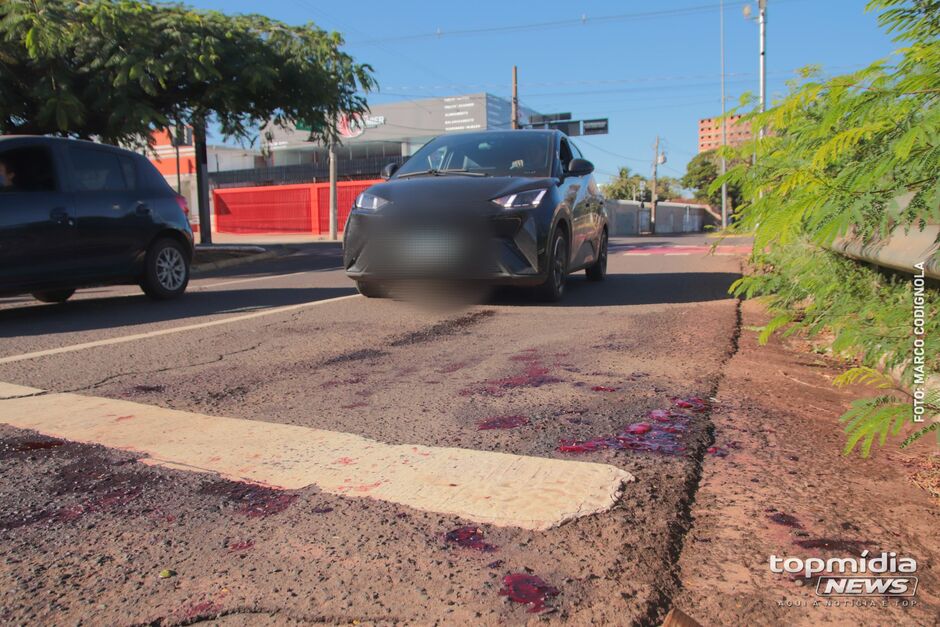 Marcas da morte permanecem no local