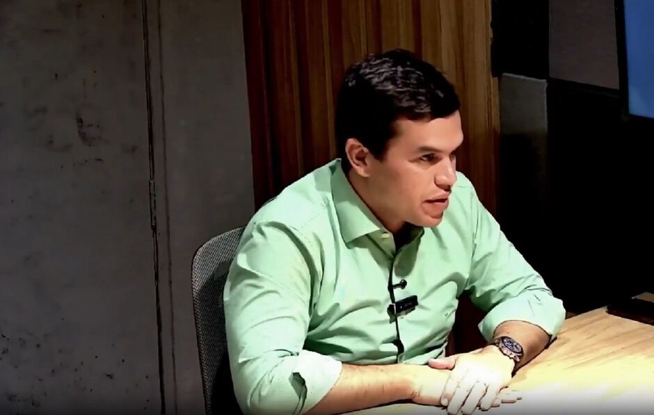 Beto diz que investida contra Bolsonaro 'tensiona'