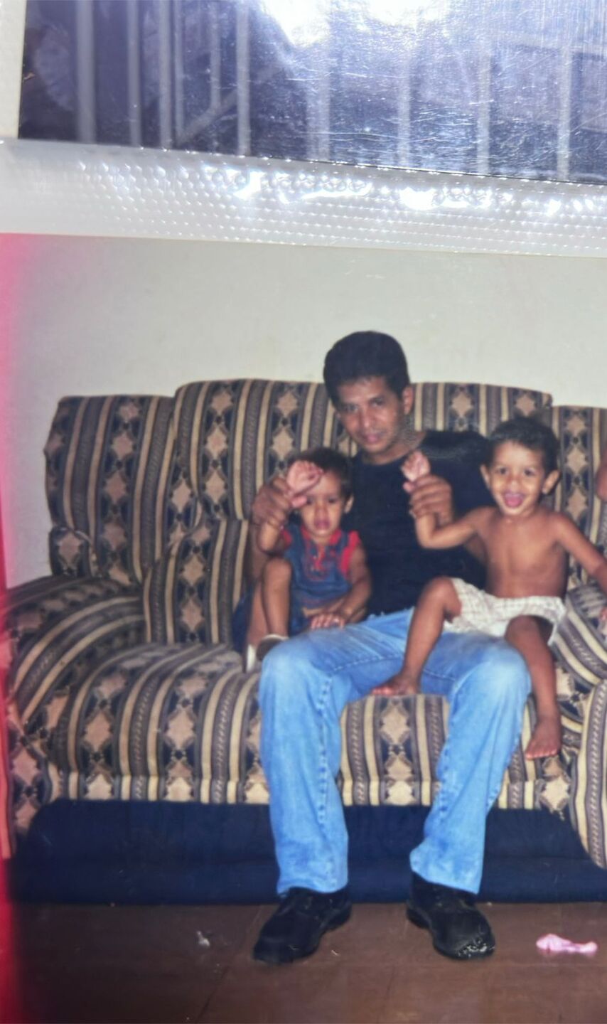 Oziel e os filhos policiais e bombeiro militar 