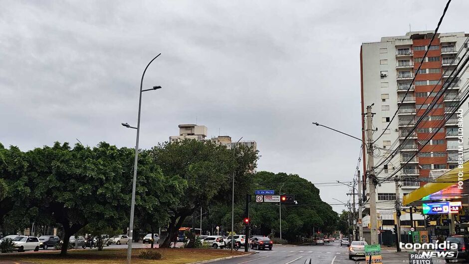 O tempo deve permanecer nublado em algumas regiões do estado