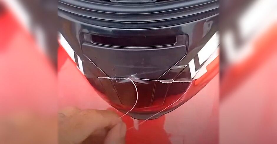 A linha chegou a entrar no capacete