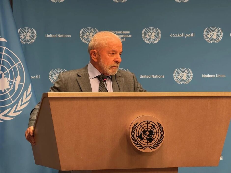 Lula diz que volta satisfeito ao Brasil 