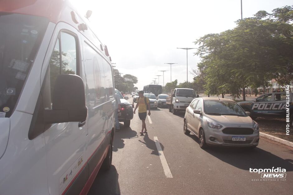 Polícia cogita atropelamento por caminhão da empresa 