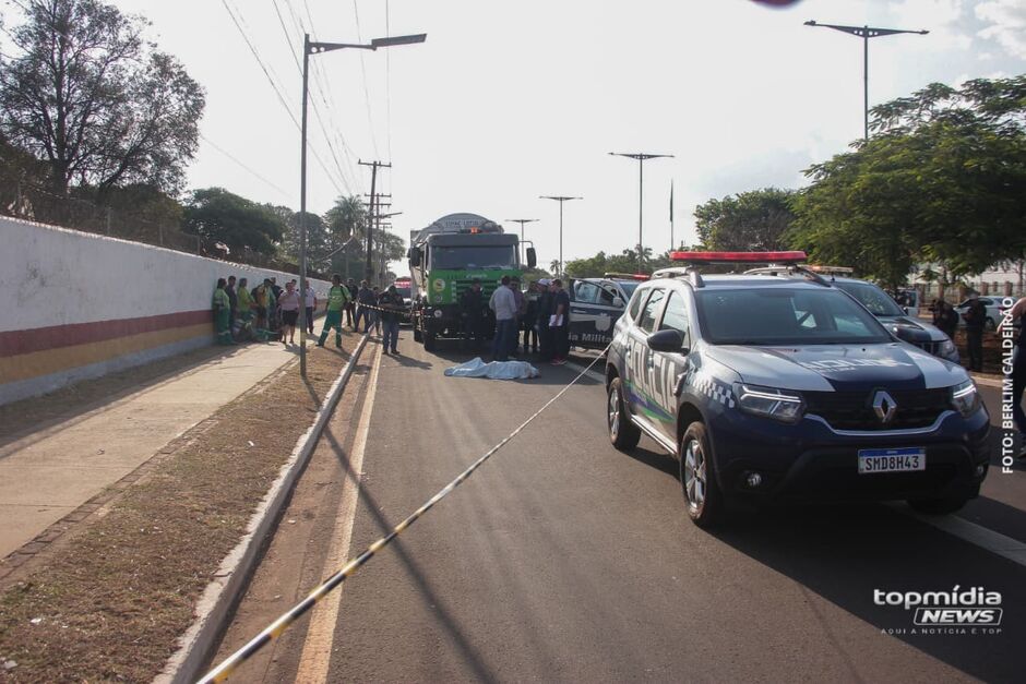 Polícia cogita atropelamento por caminhão da empresa 