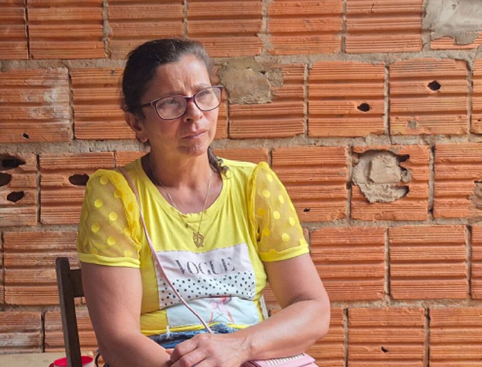 Mulher lamenta atendimento dado ao filho 