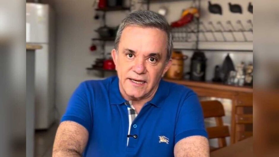 O anúncio foi feito nesta sexta-feira pelo deputado através das redes sociais