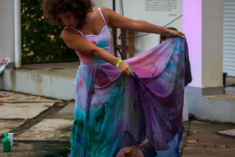 Performance de Carla Ferraz