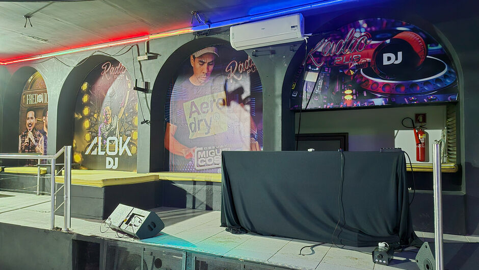 Boate volta com  proposta de apoio a artistas locais 