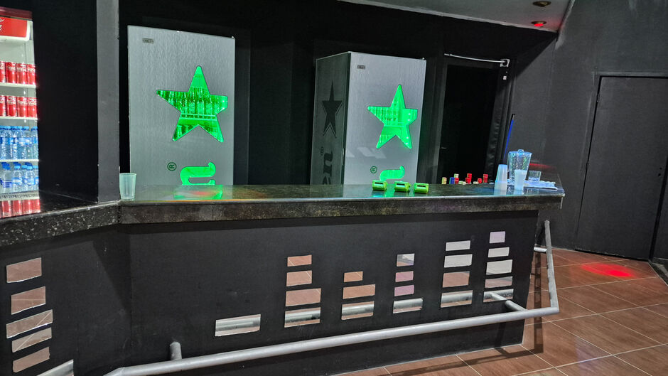 Boate volta com  proposta de apoio a artistas locais 