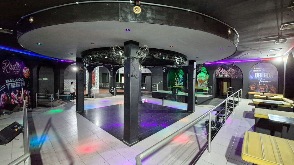 Boate volta com  proposta de apoio a artistas locais 