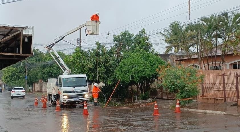 As chuvas atingiram Campo Grande e região na tarde de ontem