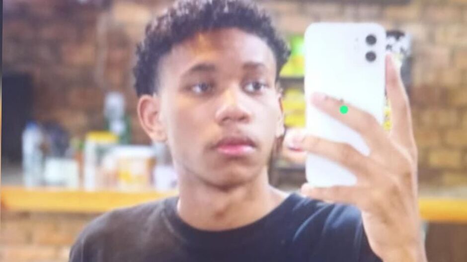 O corpo do rapaz foi achado por pescadores