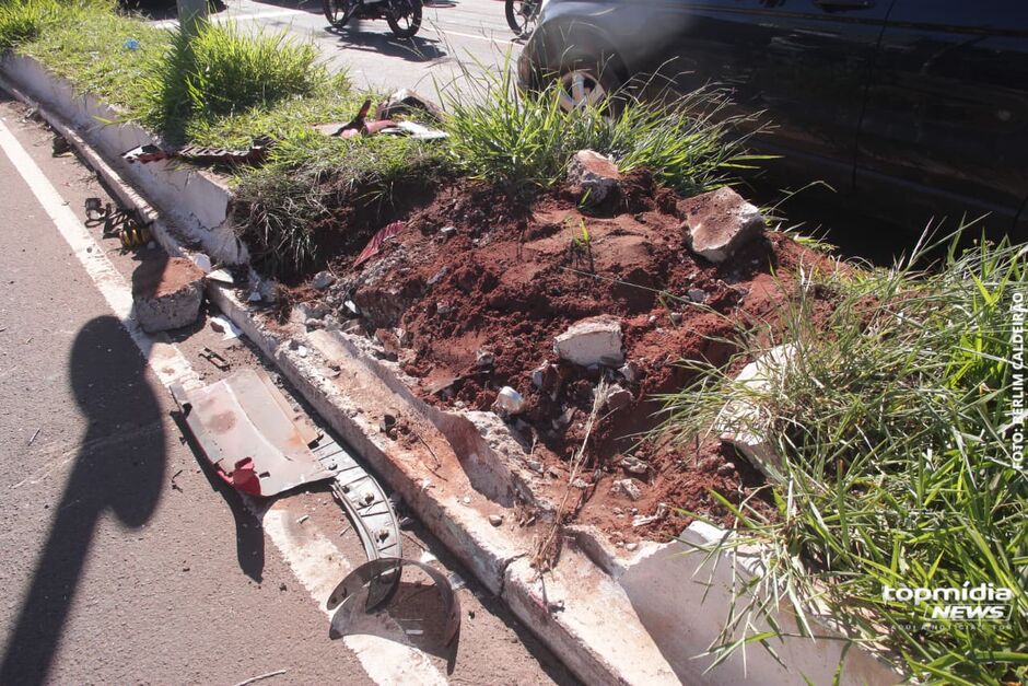 O acidente aconteceu na noite de ontem