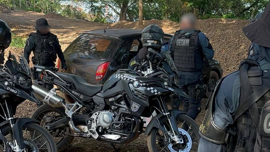 O suspeito chegou a ser socorrido, mas morreu no hospital