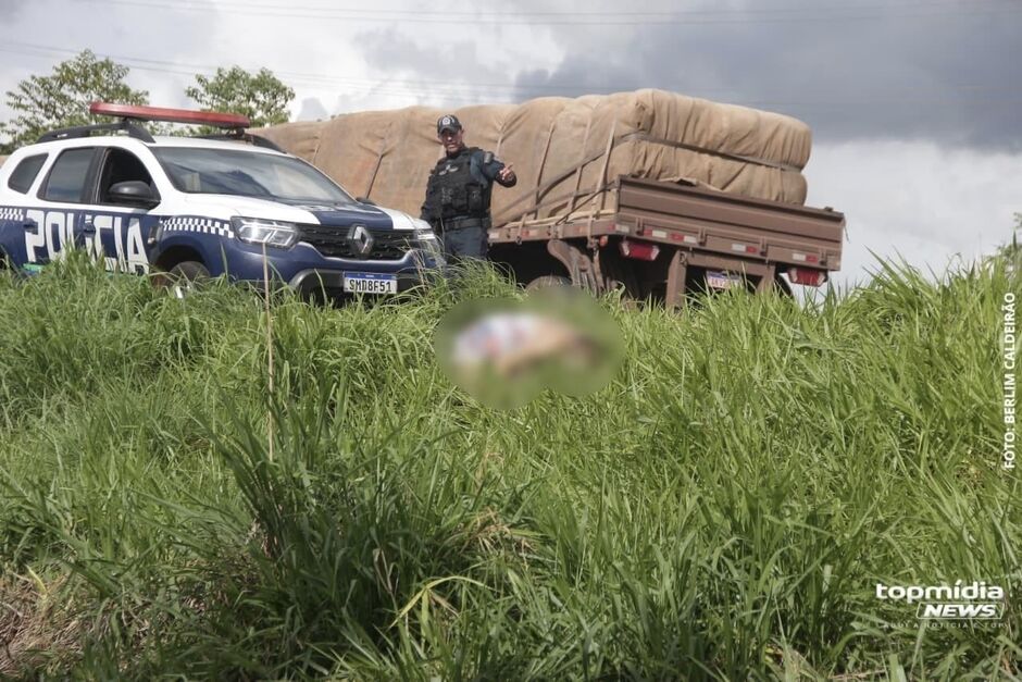 Vítima teve pés e mãos amarrados 