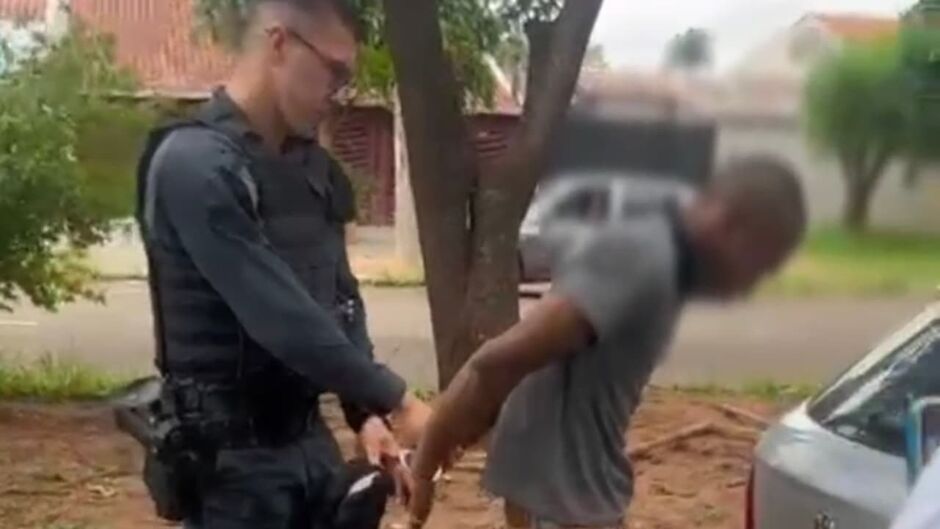 Suspeito foi preso e levado ao 6&ordm; DP 