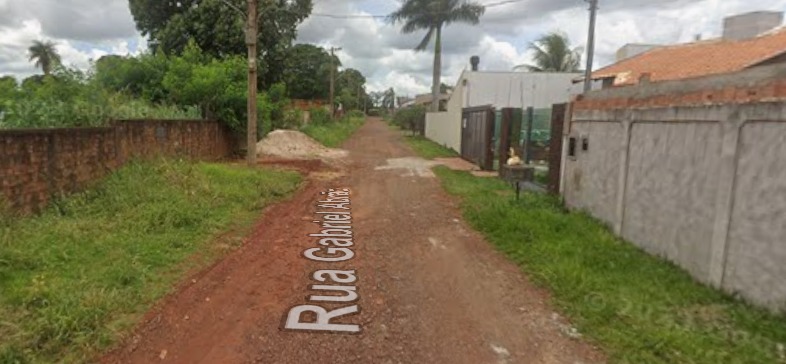 Rua onde autor tentou levar o carro da vítima