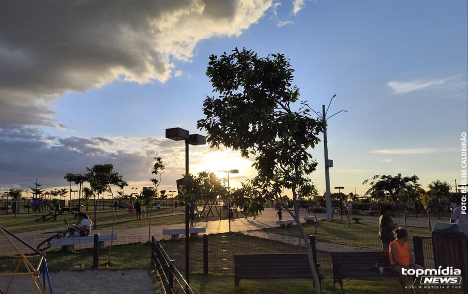 Sexta em MS come&ccedil;a com calor de at&eacute; 38&deg;, mas pode terminar com pancadas de chuva