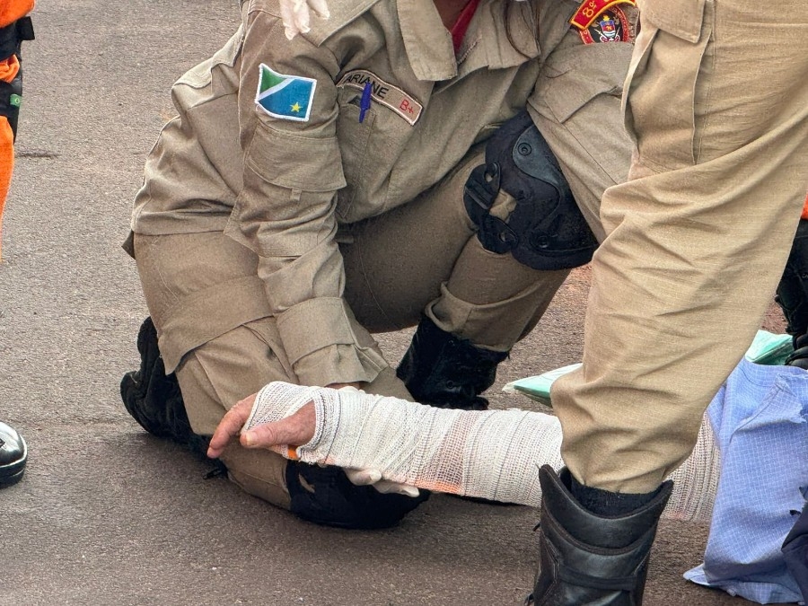 Idoso de 84 anos fica ferido em acidente entre moto e bicicleta em Nova Andradina