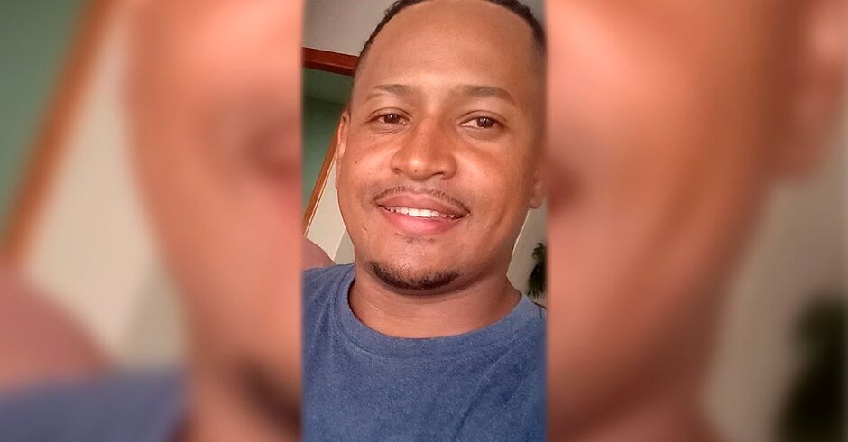 'Foi como um pai para mim': Familiares se despedem de baleado em conveni&ecirc;ncia no Vida Nova