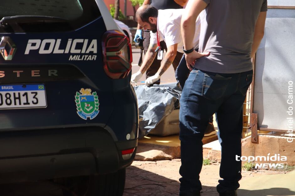 Homem &eacute; encontrado morto em cal&ccedil;ada na Dom Aquino