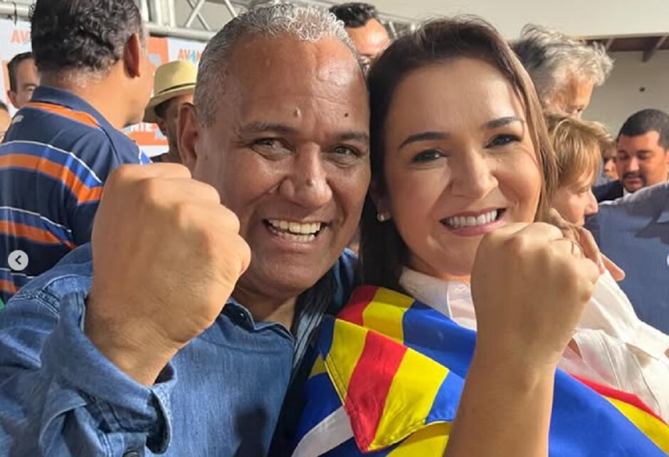 Adriane exonerou Telles 