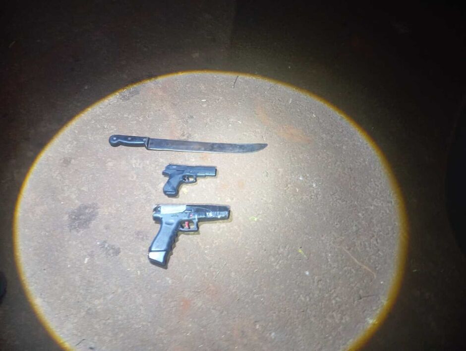 'Gravem bem o meu rosto', amea&ccedil;a homem que tentou agredir policiais em Laguna Carap&atilde;
