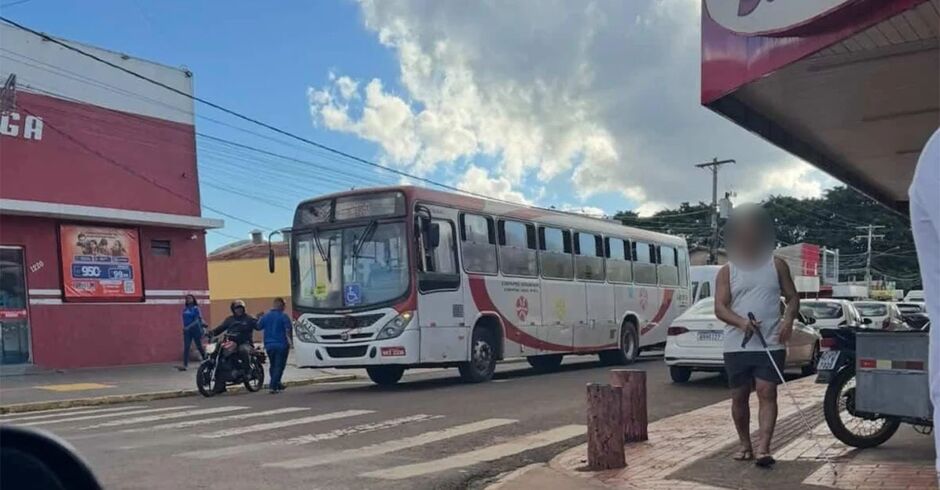 O ato comoveu quem assistiu a cena