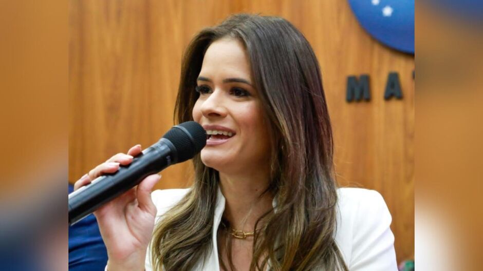 Advogada Camila Cavalcante Bastos