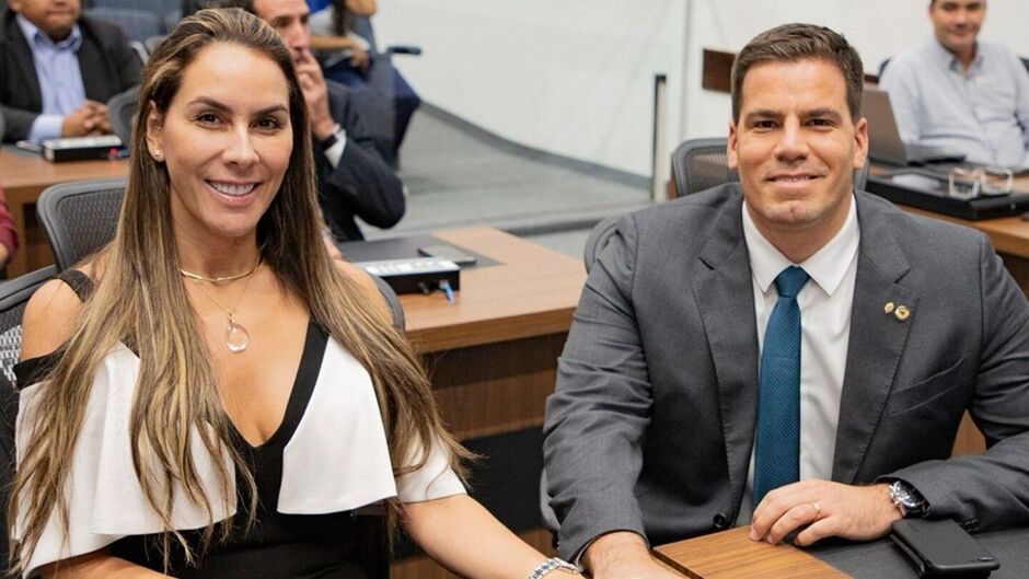 Iara Diniz e o marido Renan Contar