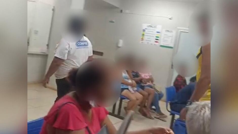 'Dormi na cadeira com febre': mulher relata demora e falta de leito em UPA Santa M&ocirc;nica (v&iacute;deo)