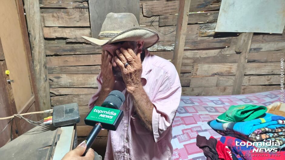 Jos&eacute; Dion&iacute;sio se emociona ao falar sobre situa&ccedil;&atilde;o que vive atualmente