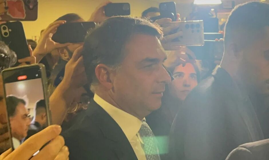Fl&aacute;vio negou ter contato com banqueiro