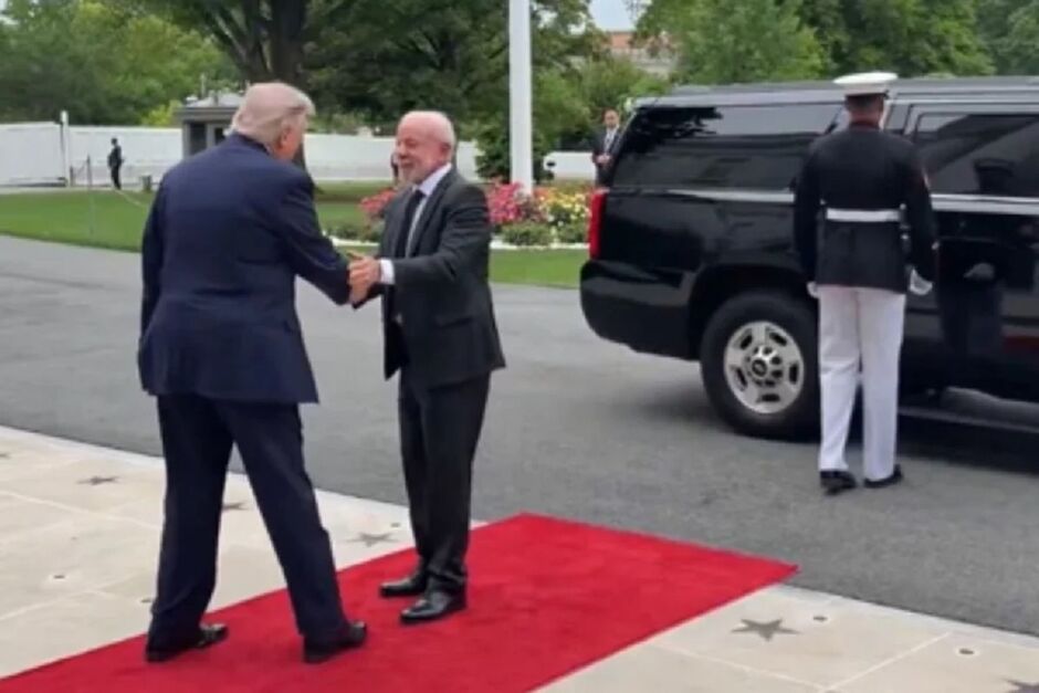 Lula chegou com atraso e pediu mudan&ccedil;as
