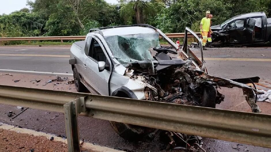 V&iacute;tima tentou ultrapassagem na BR-163 