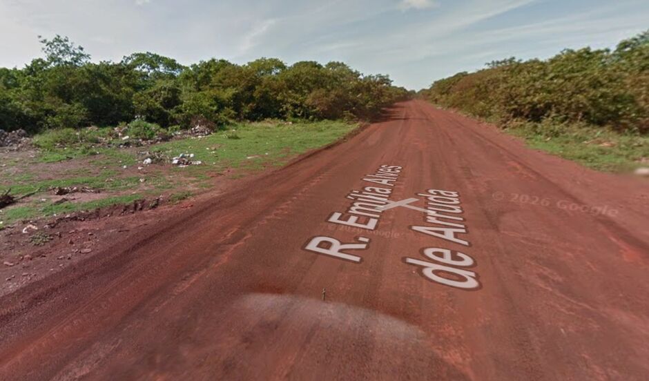 Forte odor leva vizinhos a encontrarem idosa morta em resid&ecirc;ncia de Lad&aacute;rio