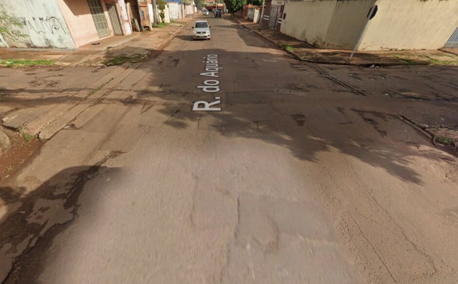 Jovem &eacute; esfaqueada durante discuss&atilde;o no Nahan&aacute;