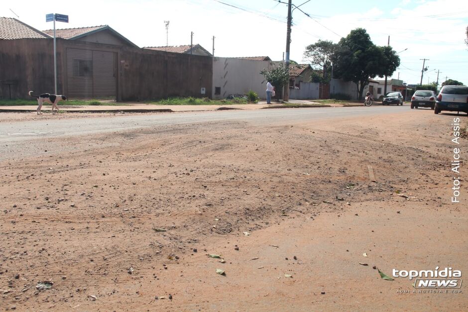 Areia para tapar buraco prejudicou frenagem em atropelamento de crian&ccedil;a no Noroeste