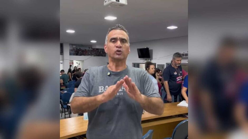 Presidente convocou ato para sexta-feira 