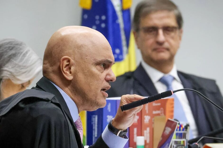 Bolsonaro admitiu ter arma em casa