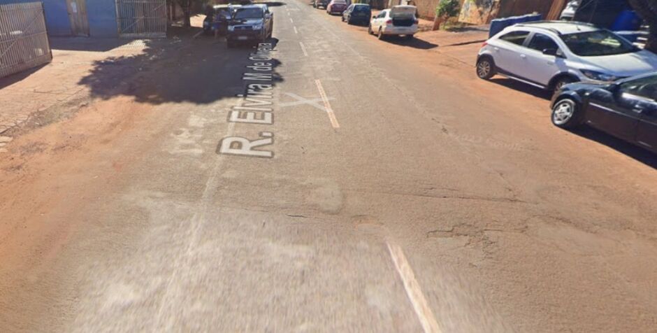 Caminhoneiro &eacute; esfaqueado em lava-jato em Terenos