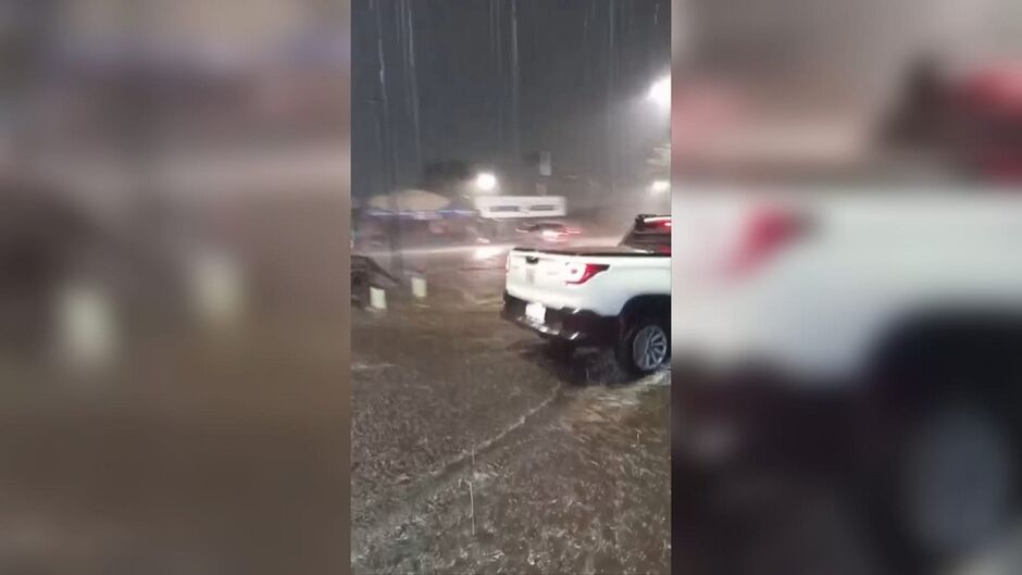 Chuva caiu com for&ccedil;a nesta quarta-feira