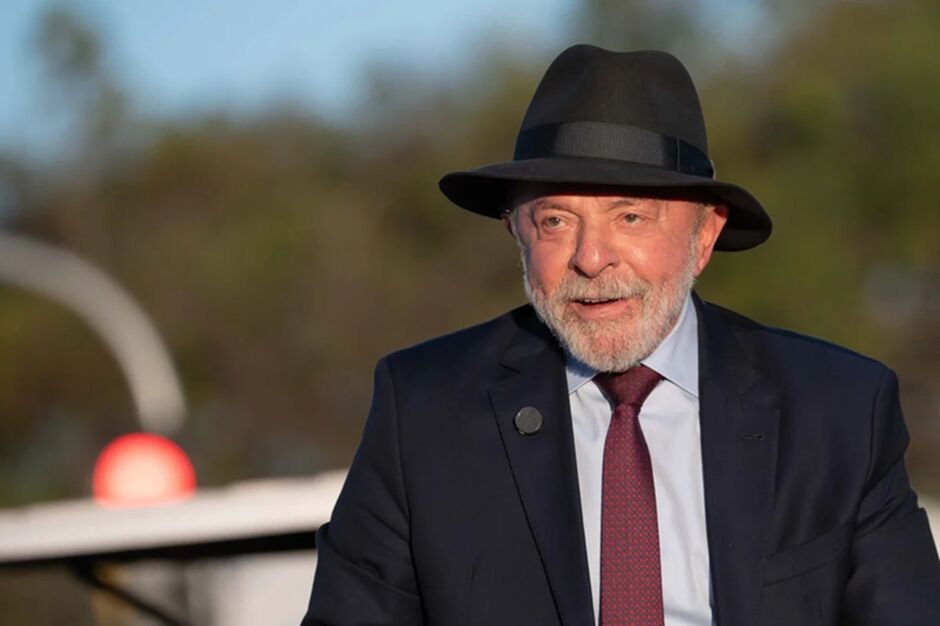 Lula vence em todos os cen&aacute;rios 