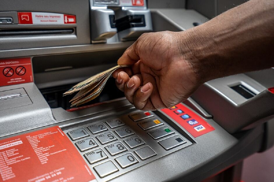 S&atilde;o 86 mil servidores estaduais 
