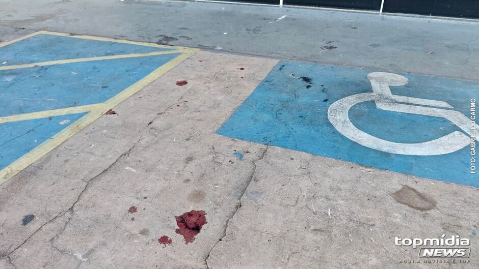 Arma apreendida no local